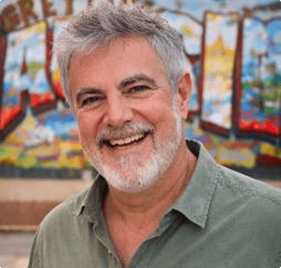 Noel Holmes